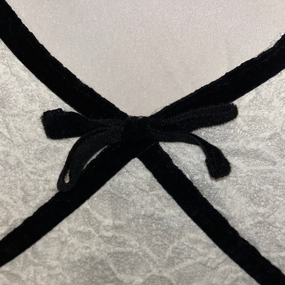 Cream Lace Mini Dress - Picture 4 of 8